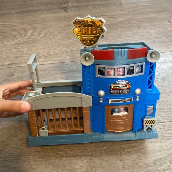 Toys Matchbox Mini Police Station Playset Poshmark